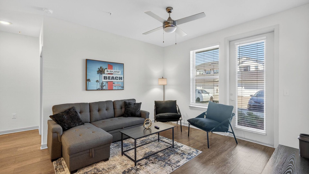 Arlington Apartment | 2 BR Apt/King Bed/Pool/Gym/Clse 2 Beach/Mayo