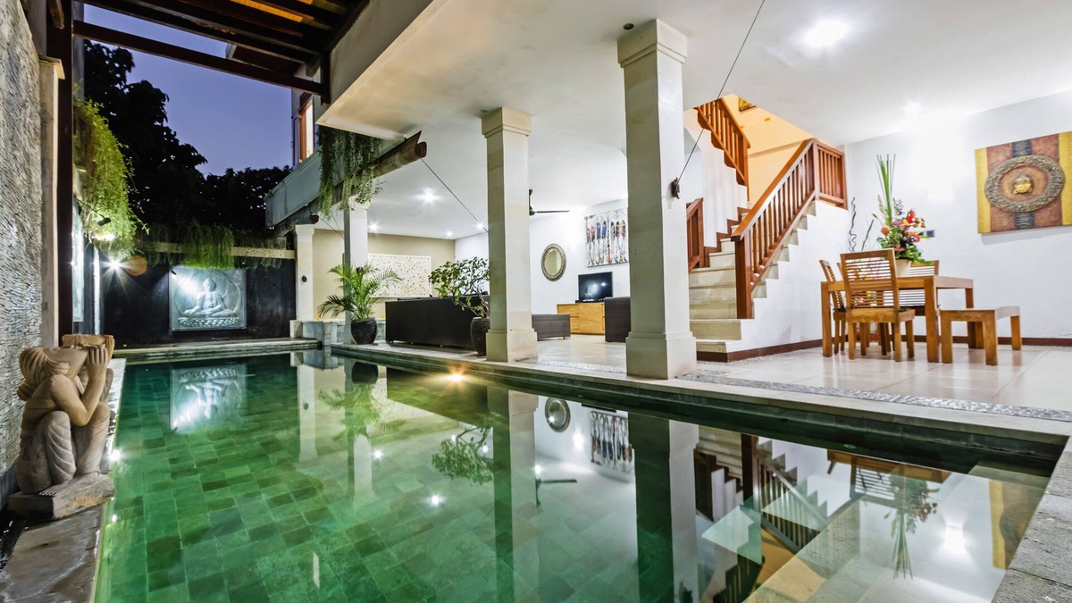 Legian Villa | 2 BR Villa Mienna, 2 Mins Walk to Restaurants