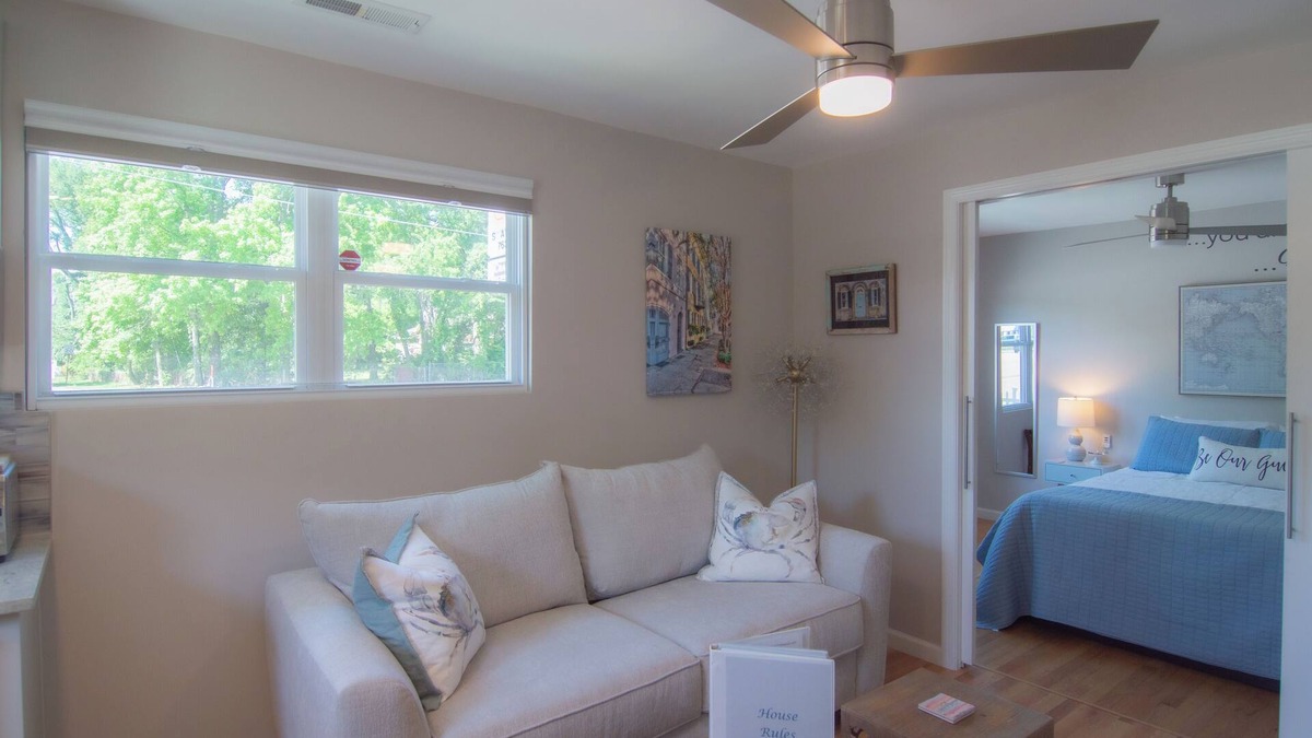 West Ashley Apartment | 2~Charleston Gem~ Studio 2 is located 4 miles from Downtown Charleston