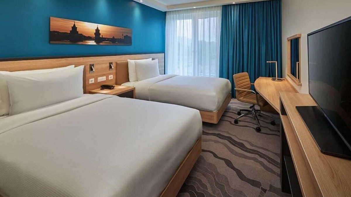 Mitte Hotel | 2 City View Units | Prime Location near Alexanderplatz and Iconic Berlin Sights
