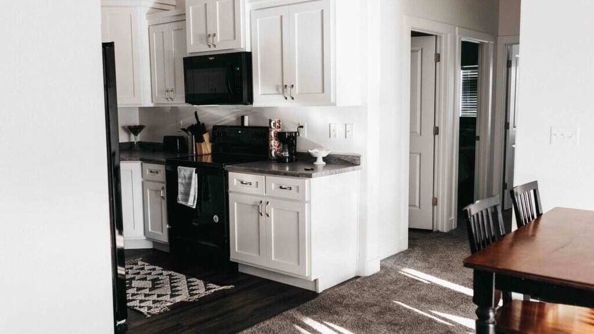 North Logan Condo | 2 CONDOS next to each other! Perfect for GROUPS!