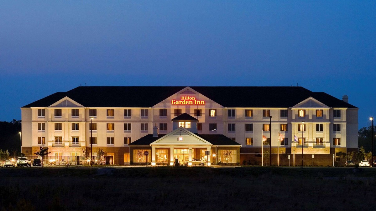 Wilmington Hotel | 2 Connecting Suites at a Hotel
