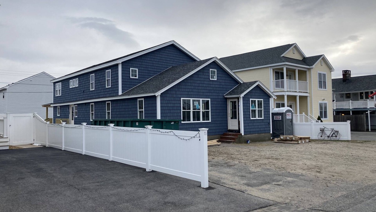 Seabrook Cottage | 2 Cottages sleeps 16 (7+BR/ 4 Full BTHs) - 3BR/2BTH & 4+BR/2BTH - Full AC