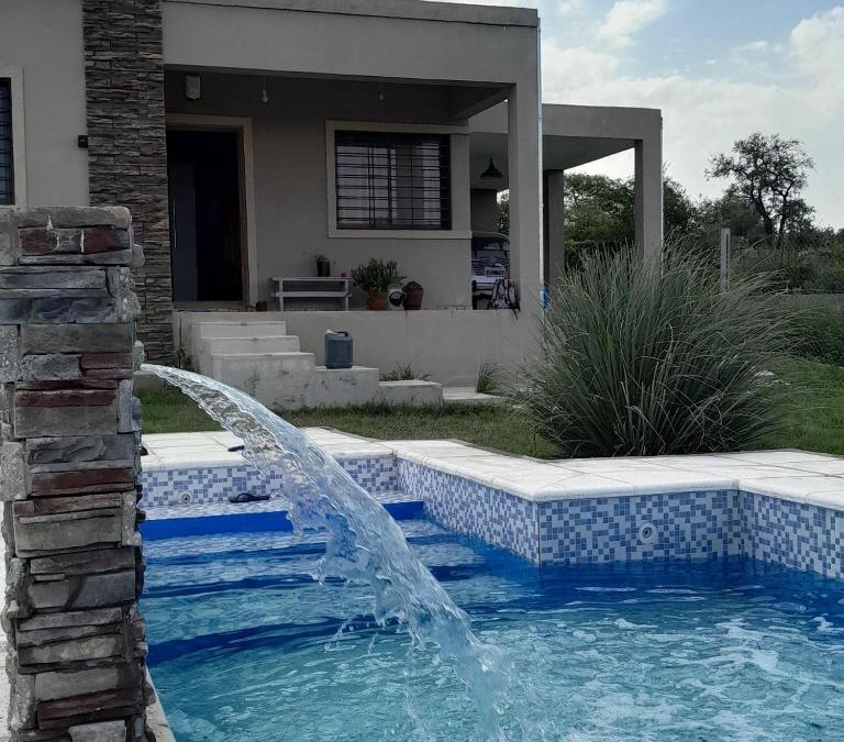 Villa La Bolsa House | 2 Dormitorios y pileta