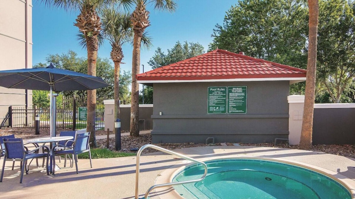 Orlando Hotel | 2 Double Beds at La Quinta Inn & Suites by Wyndham Orlando UCF
