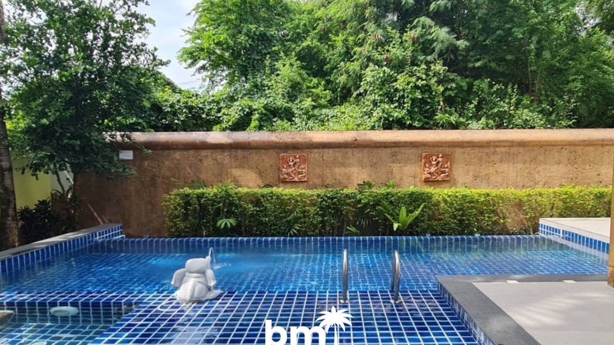 Na Chom Thian Hotel | 2 floors Thai-Bali Style, 4BR 4Bathrooms, pool with JACUZZI, 5mins-Jomtien Beach