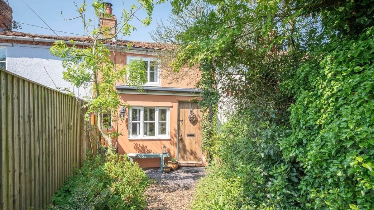 Darsham Apartment | 2 Fox Cottage, Darsham