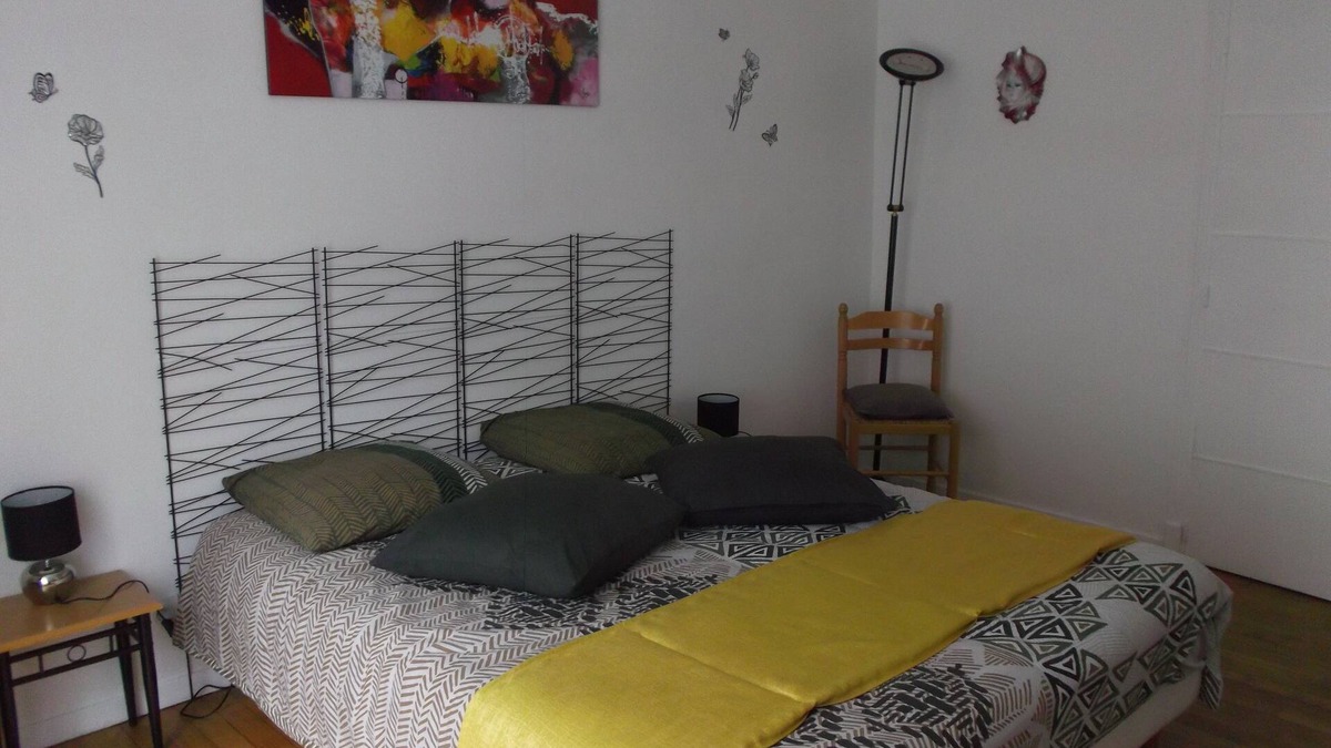 Ledergues Bed & Breakfast | 2 guest rooms in the heart of the village