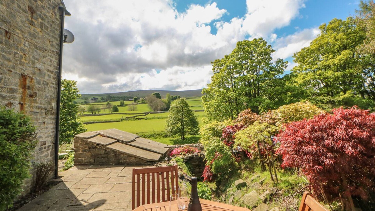 Eastgate Cottage | 2 Holme Pool