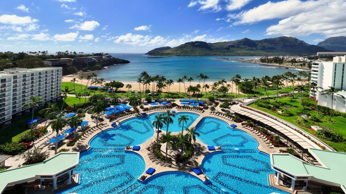 Nawiliwili Hotel | 2 Home-like Accommodations w/Balconies! Pool! Close to Wailua Homesteads Park!