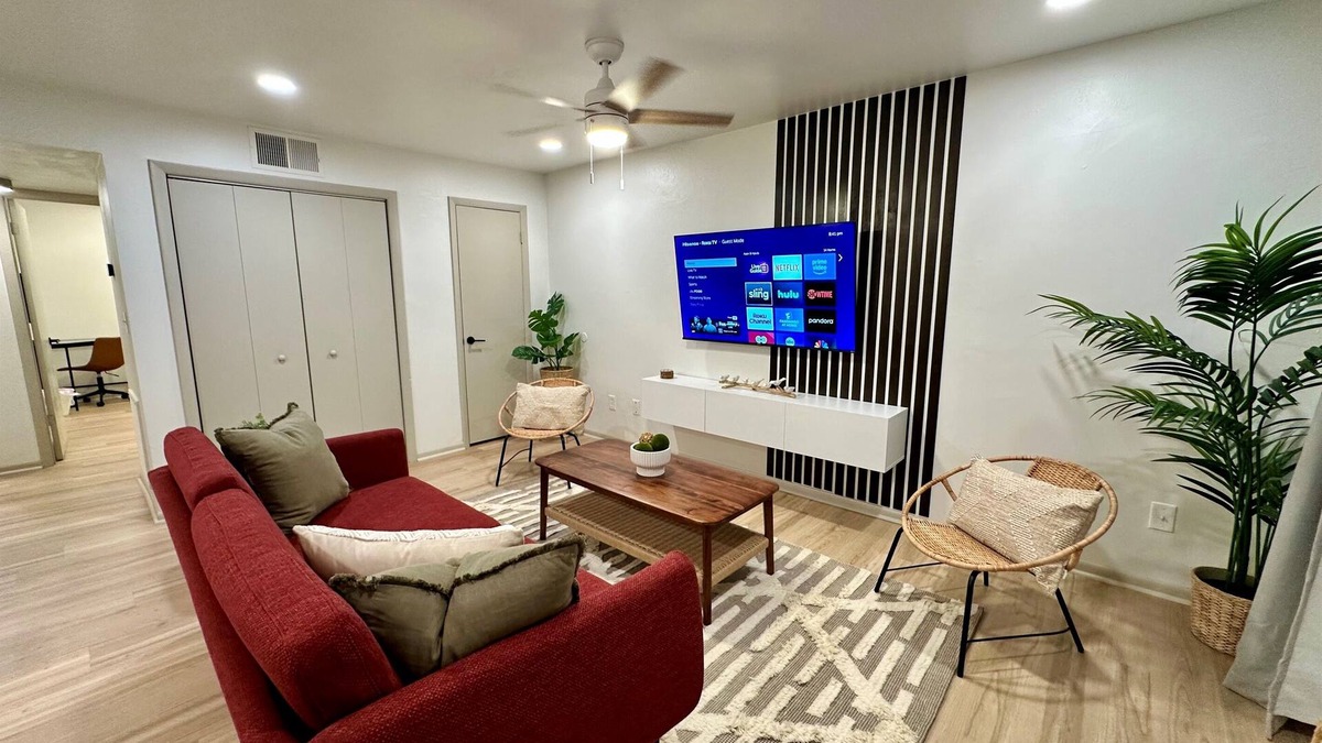 East Ocean View Apartment | 2 king beds -2nd fl walk 2 beach apt3