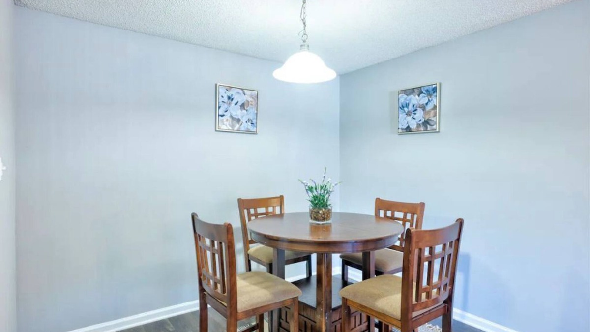 North Charleston Apartment | 2 King suites located near CHS.Gym,pool,dogpark
