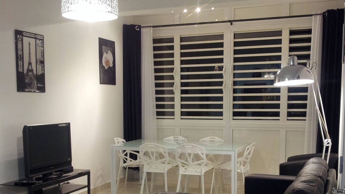 Noumea House | 2 km from Magenta beach, in a quiet area, 6 km from the city center,