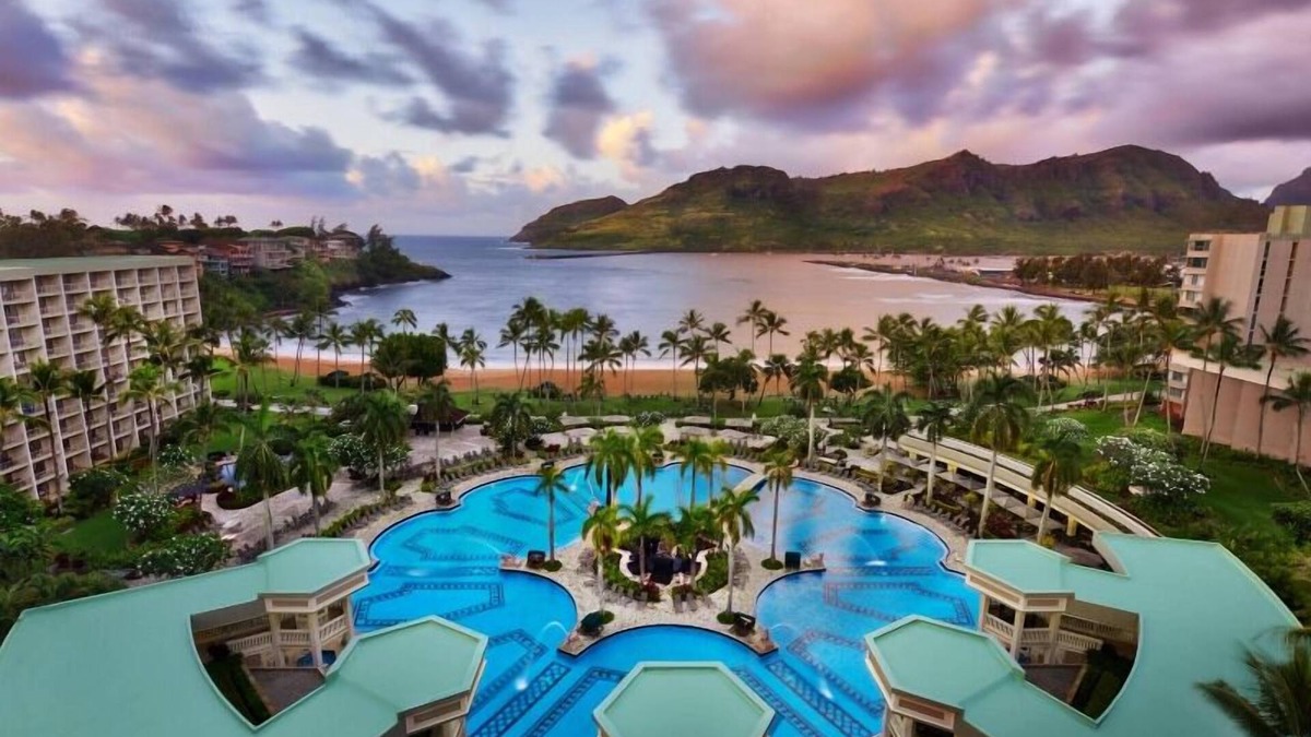 Lihue Hotel | 2 Large Rooms w/Ocean View! Close to Kauai Backcountry Adventures! Outdoor Pool
