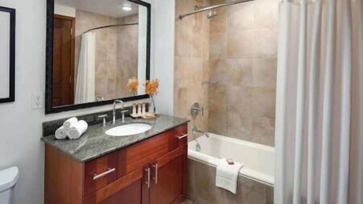 Lihue Hotel | 2 Marriott-Kauai Lagoons Resort, Beachfont