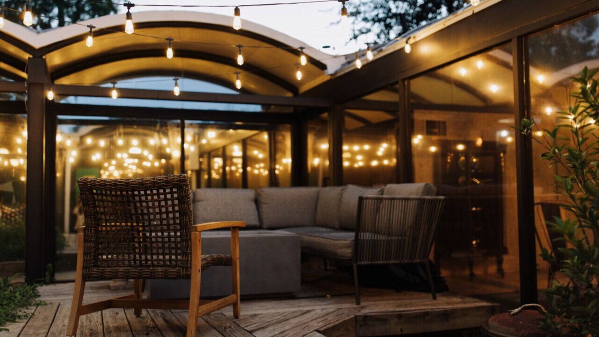 Mid City South House | 2 mi from LSU! MCM Masterpiece - Sleeps 10