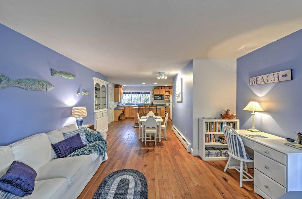Buzzards Bay Apartment | 2 Mi to Beach Nautical Retreat in Bourne!