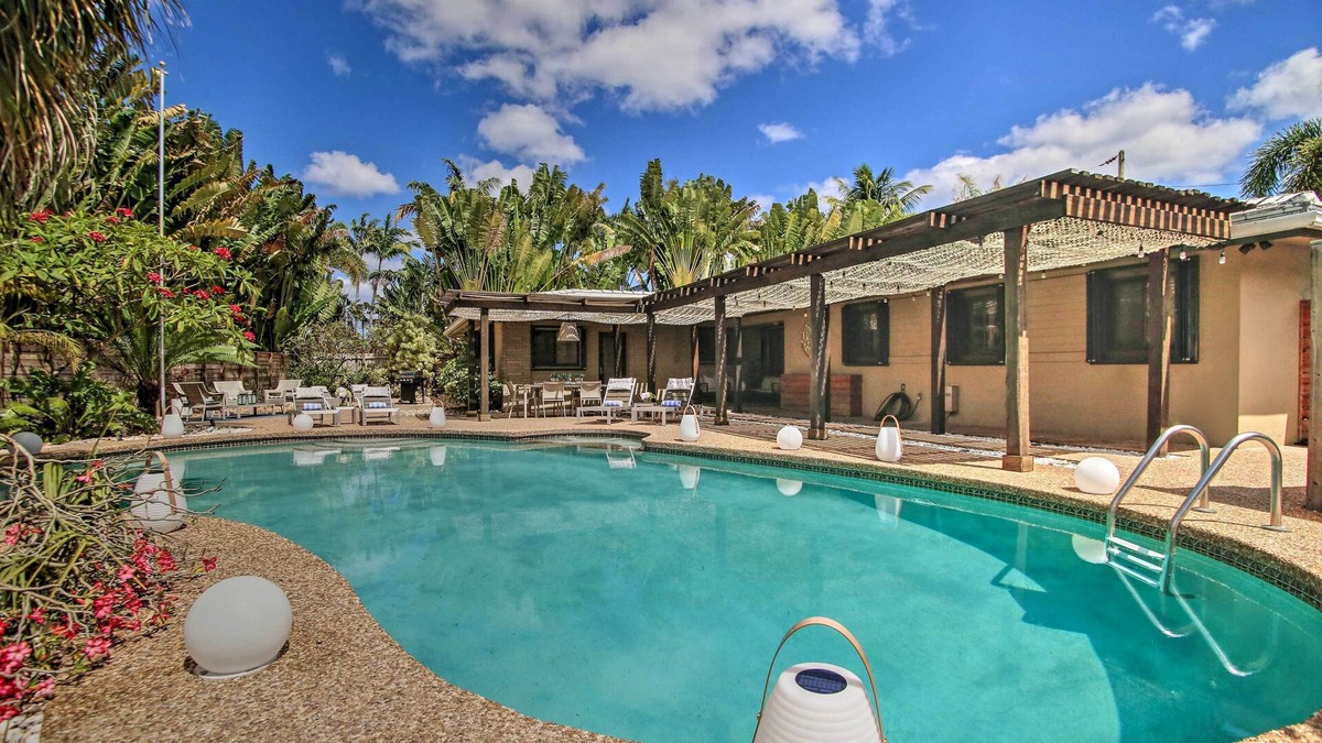 South Corals House | 2 Mi to Beach: Updated & Private Oakland Park Gem!