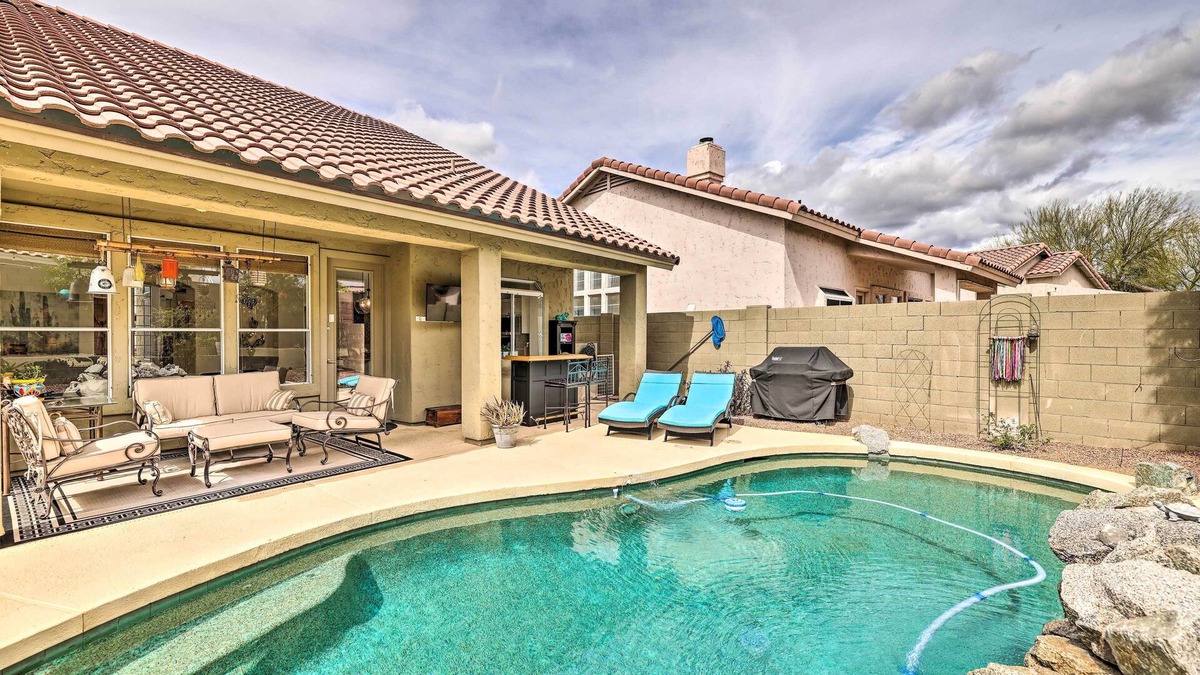 Tatum Ranch House | 2 Mi to Golf: Home w/Pool in Cave Creek!