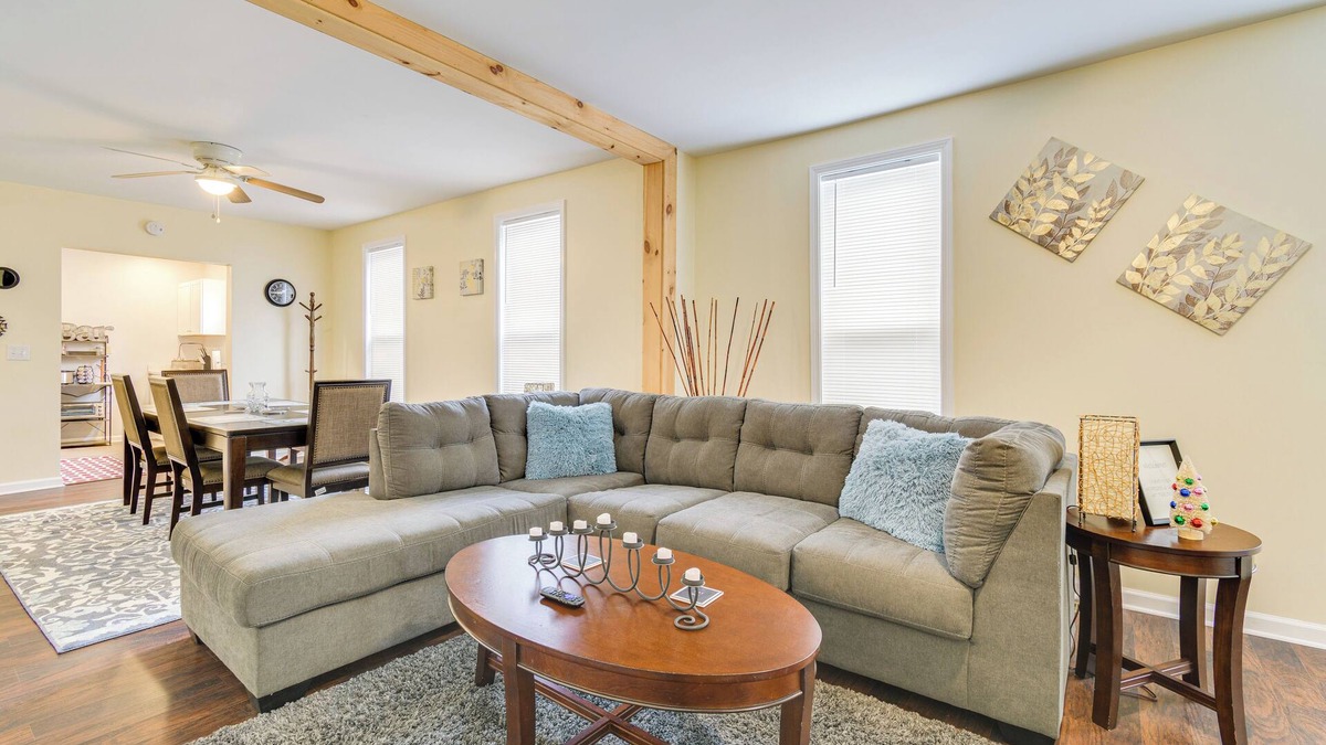 Westside Apartment | 2 Mi to Syracuse University: Apt w/Fire Pit