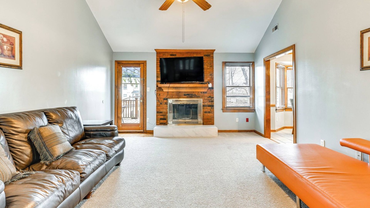Charlotte House | 2 Mi to UNC at Charlotte: Home w/Deck & Yard!