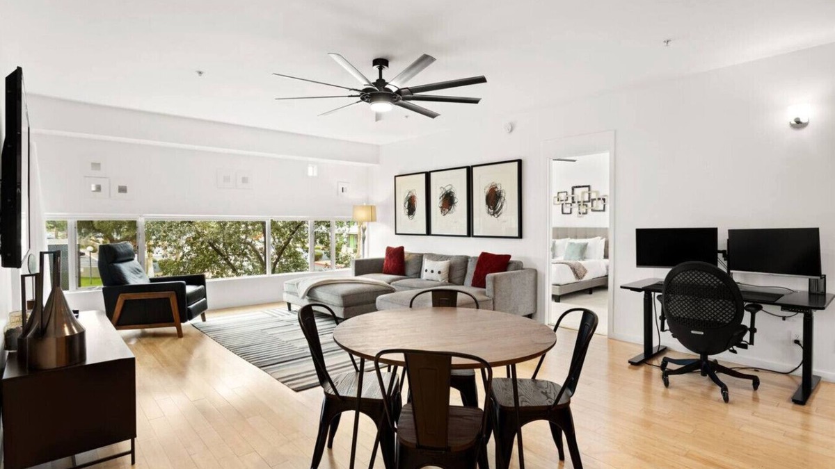 Gililland Apartment | 2 mins 2 Mill Ave + ASU | Pool + EV Charging + GYM