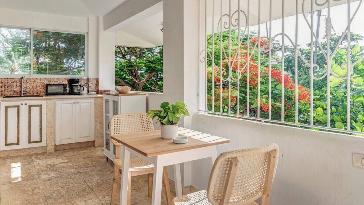 Bavaro Apartment | 2 minutes from the beach! Cozy 1-bedroom apartment with access to pool