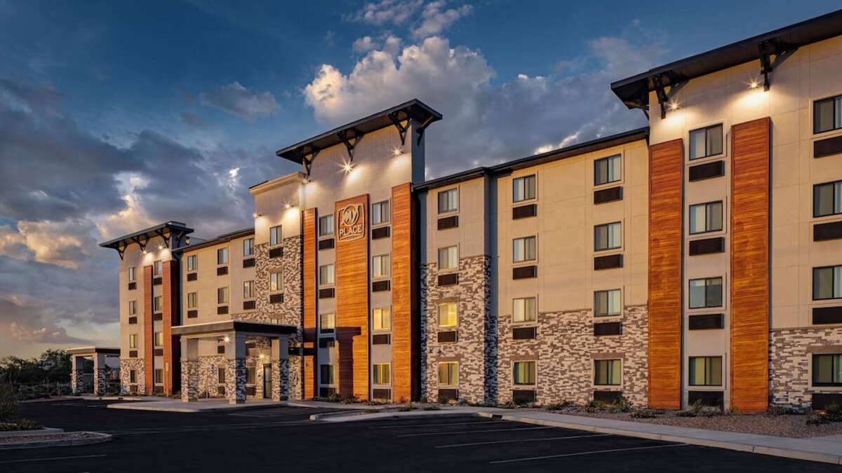 Tucson House | 2 Modern Units with Kitchen – Minutes from Outdoor Adventures