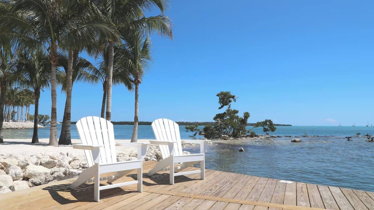 Marathon Hotel | 2 Oceant Front Room w/Own Balcony | Short Drive to Seven Mile Bridge