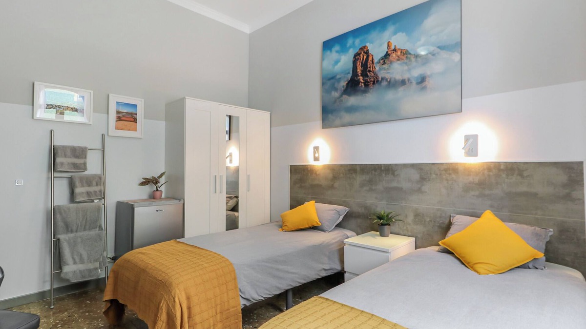 Las Palmas de Gran Canaria Apartment | #2 Private Urban Room San Roque
