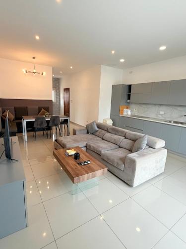 Bahar ic-Caghaq Apartment | 2 Palm Beach Penthouse - Seaview