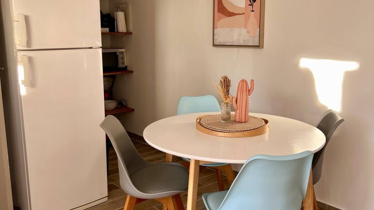 Grasse Apartment | 2 Pièces Confort au Cœur du Mas Avec Parking Privé