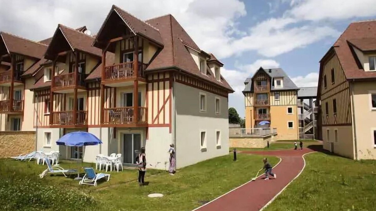 Saint-Arnoult Apartment | 2-room apartment 4 people - Budget