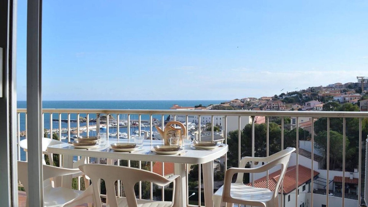 Banyuls-sur-Mer Apartment | 2-room apt, air-conditioned, parking, 200m from the beach