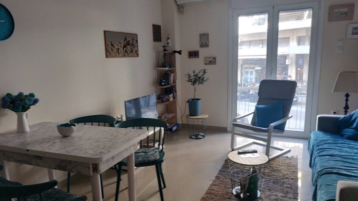 Vyronas Apartment | 2-room-flat with perfect kitchen in Pagkrati/Vyronas