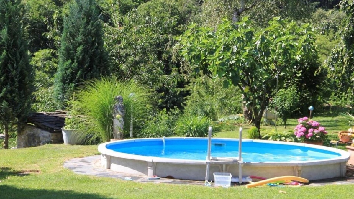 Cannobio House | 2-room house with private garden and pool in shared use
