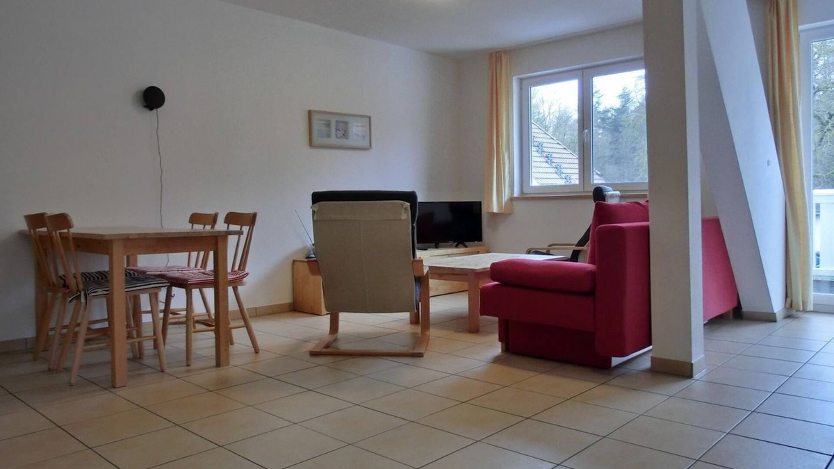 Gelbensande Apartment | 2-room vacation apartment for 4 people on the 1st floor - with WLAN - NH