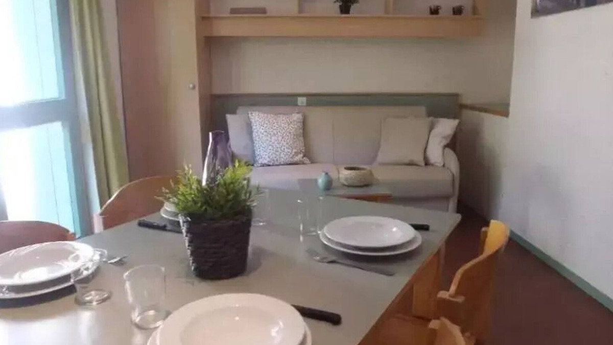 Najac Apartment | 2 Rooms 4 People 1 baby