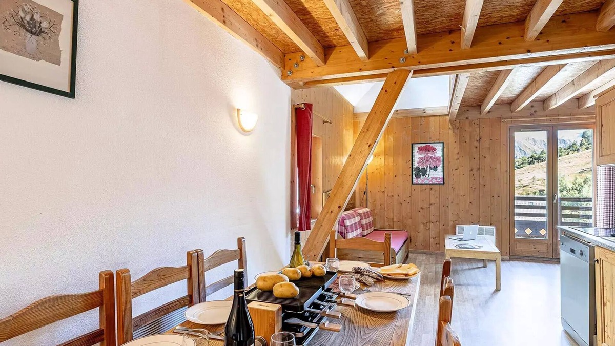 Saint-Sorlin-d'Arves Apartment | 2 Rooms 5 People