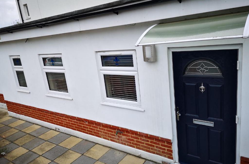 Fairlop Apartment | 2 ROOMS ANNEX (TV+WiFi)