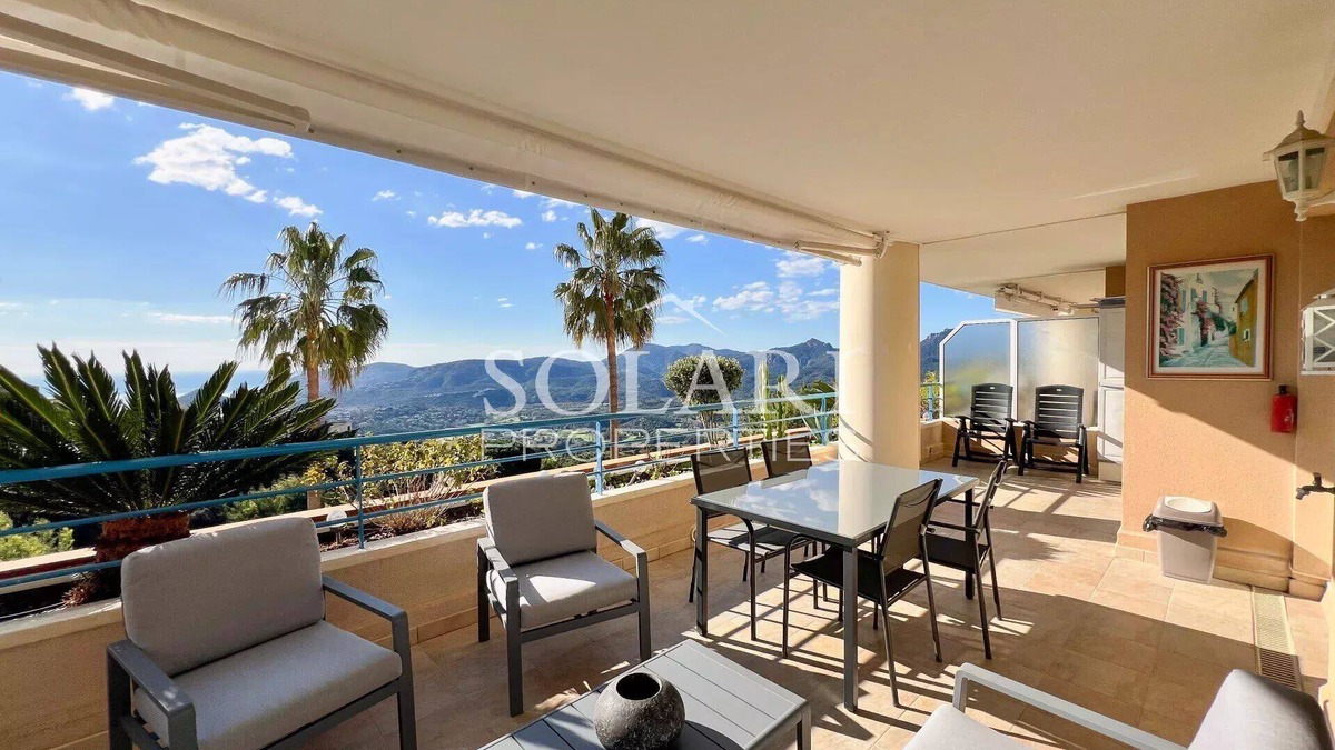 Mandelieu-La-Napoule Apartment | 2 rooms with swimming pool and panoramic view