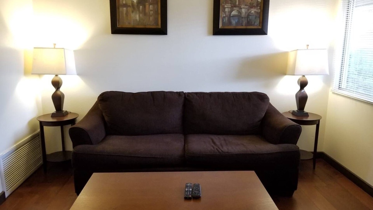 Page House | 2 Story 2 Bedroom Townhome Suite