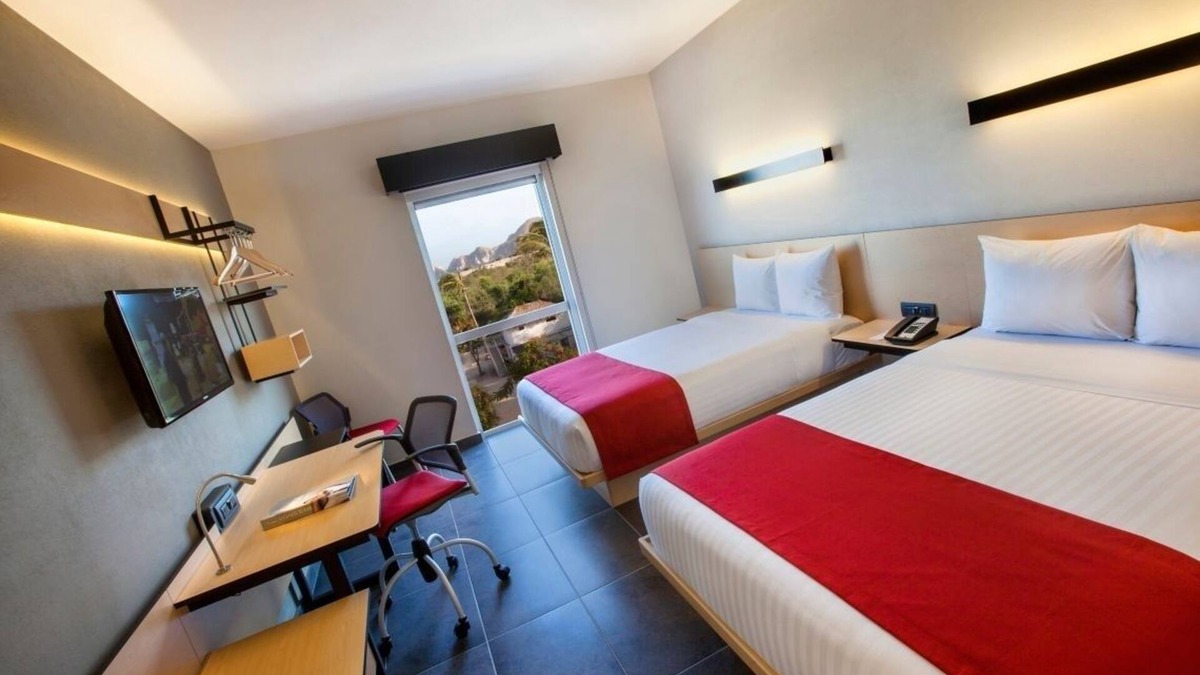 El Tezal Hotel | 2 Tranquil Rooms - A Restful Nook at Cabo's Heartlands Near All Attractions