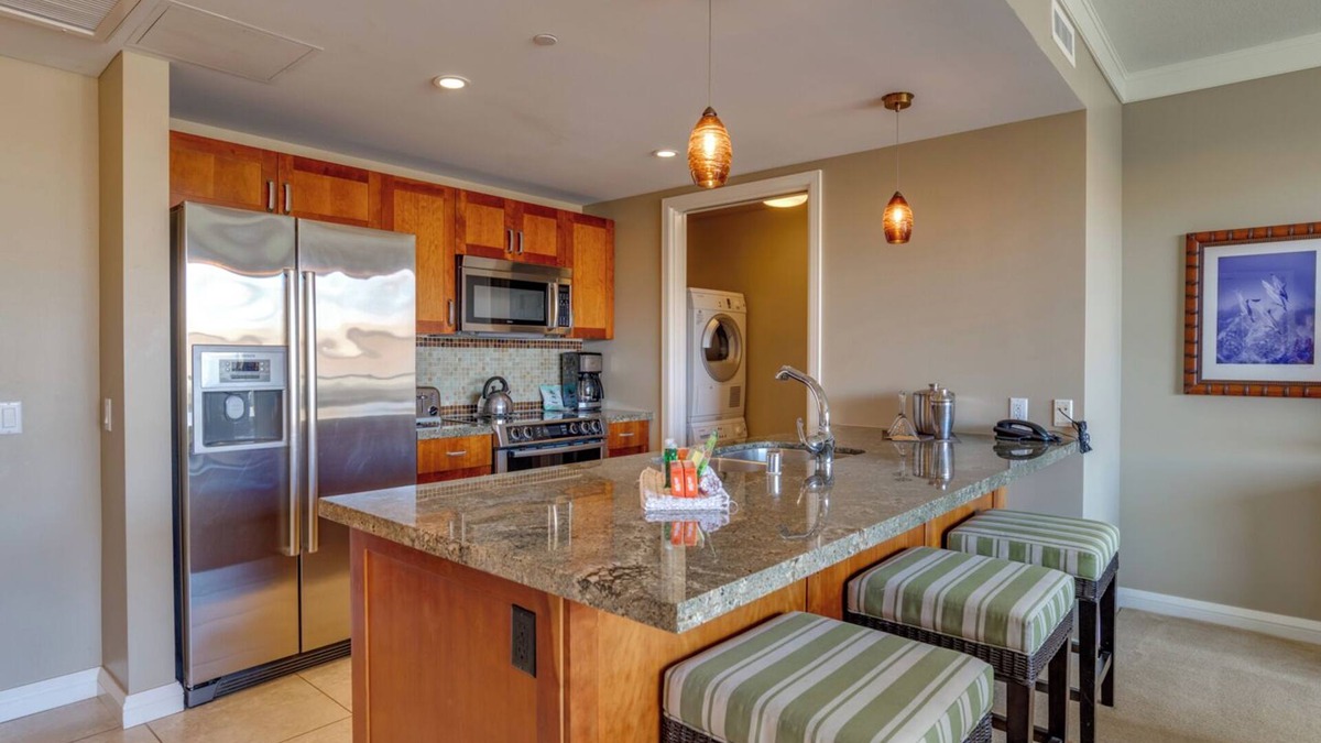 Kaanapali Hotel | 2 Units, 1 Bedroom Resort View at Honua Kai Resort & Spa
