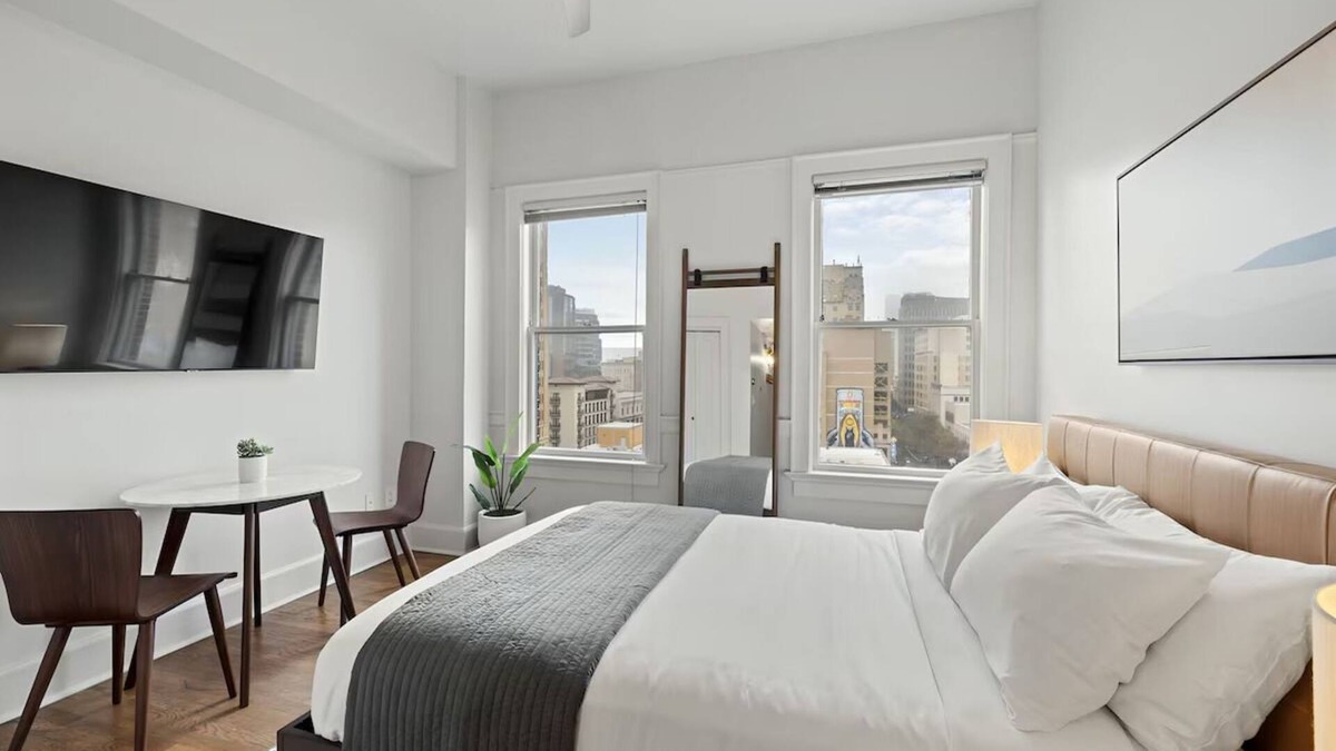 Downtown San Antonio Apartment | 2 Units | Explore San Antonio’s History | Minutes from The Alamo & Local Gems