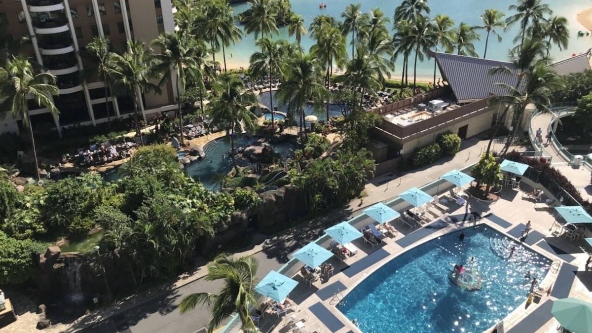 Waikiki Condo | 2 Units with lagoon/ocean views! Perfect for big groups! Sleeps 10,