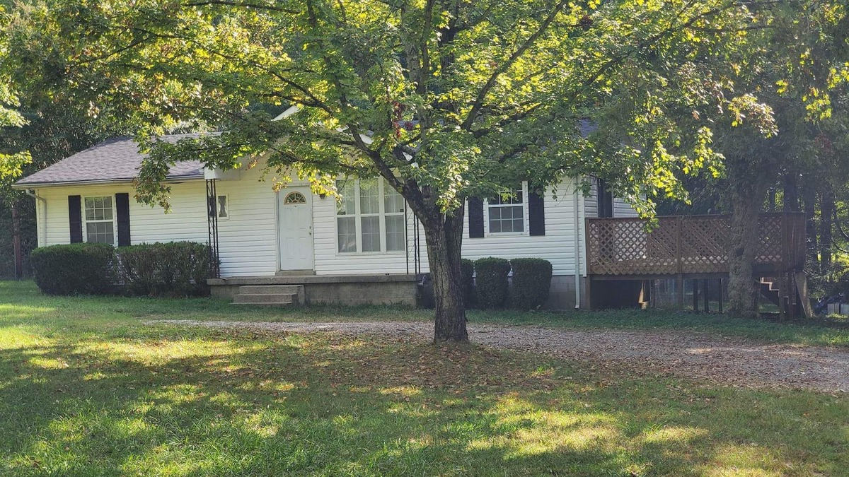 Joelton House | 20 miles from all the adventures in Nashville!
