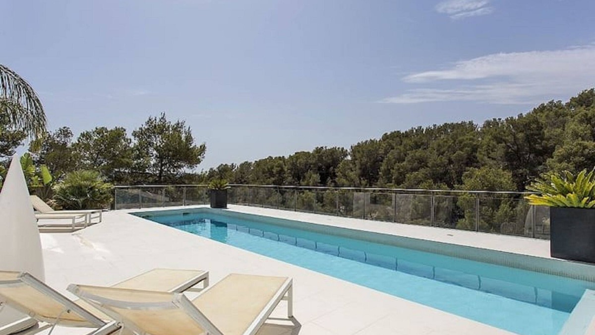 Sitges Town Center Villa | 20 min drive/Sitges Villa Mar del Este Calm, Design, Zen, Very well maintained.