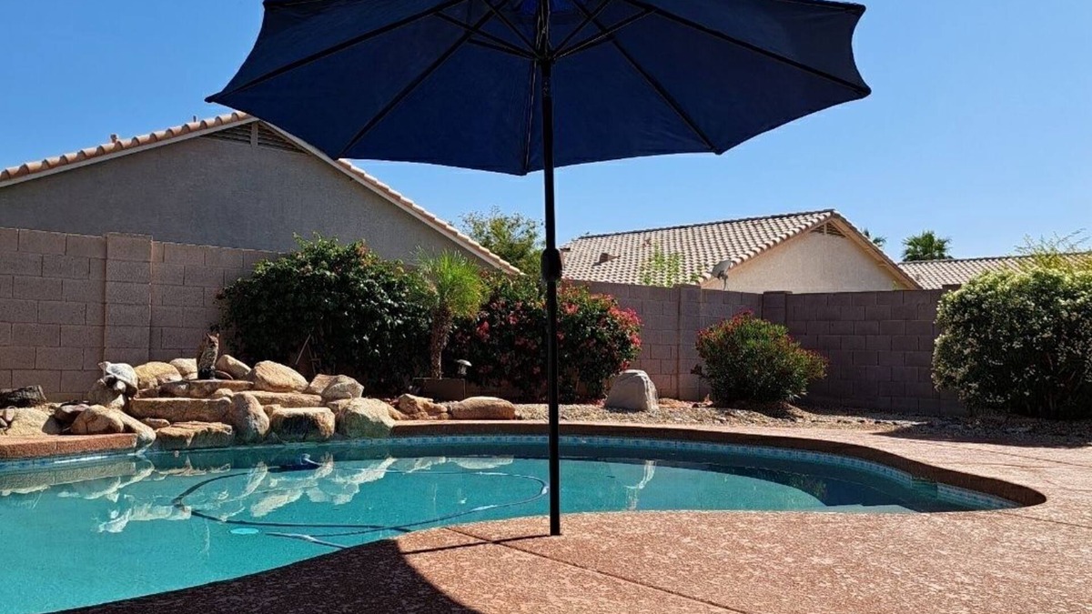 Estrella Vista House | 20 min drive to State Farm Stadium.Chill &grill in Goodyear!Poolside fun/3BR/3BA