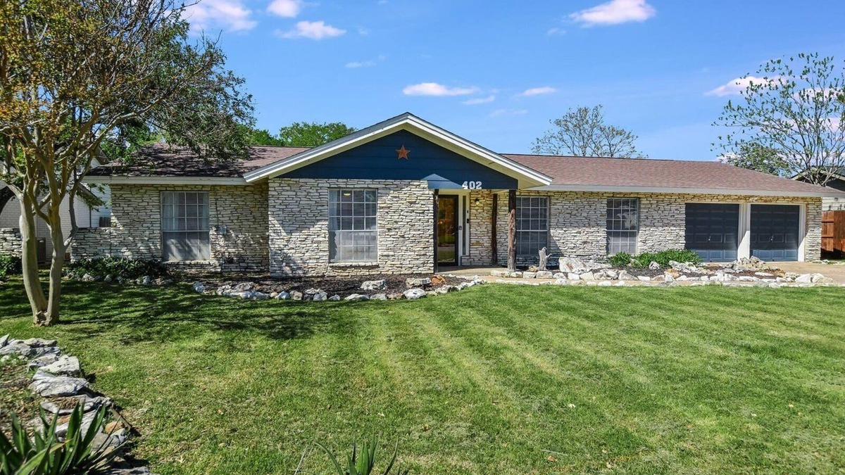 Round Rock House | 20-min Uber to ATXn10-min to Kalahari and Sports Parksn10-min walk to Downtown
